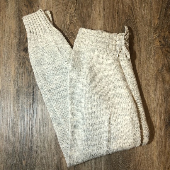 H&M Pants - H&M Knit Joggers